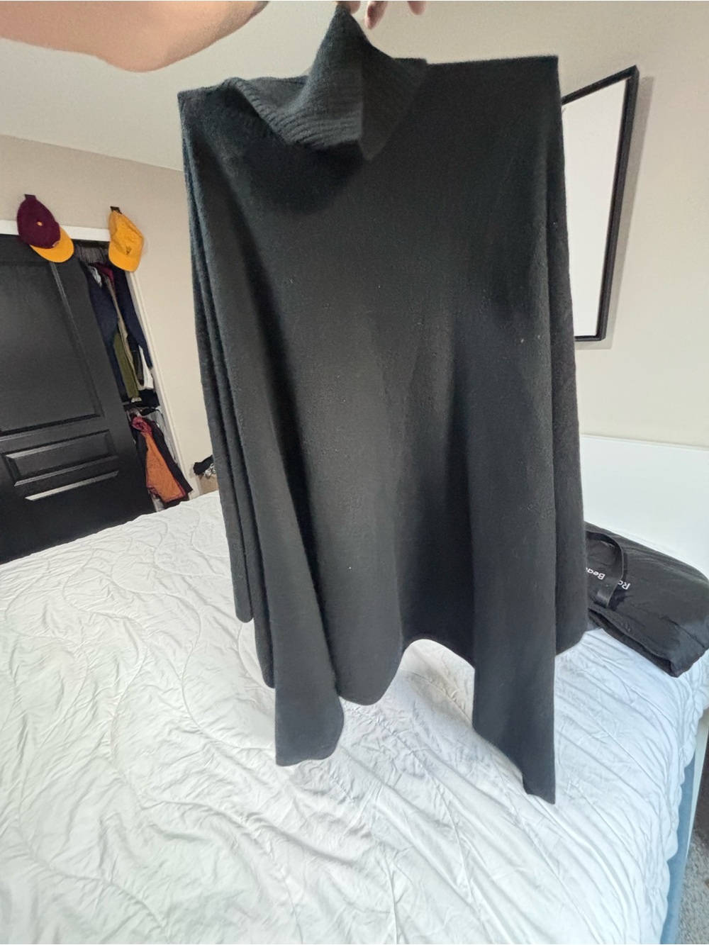 NAADAM Black cashmere  Knit poncho